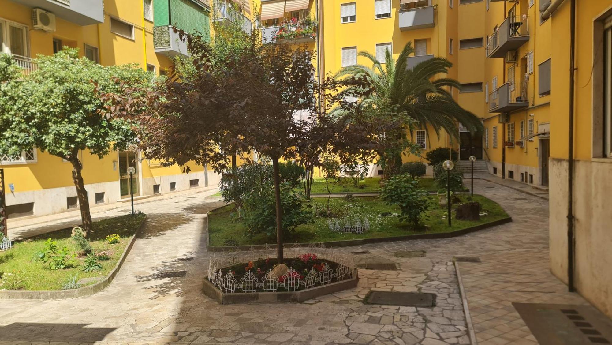 Apartamento At Eria's House - 100 M Metro A Subaugusta Roma
